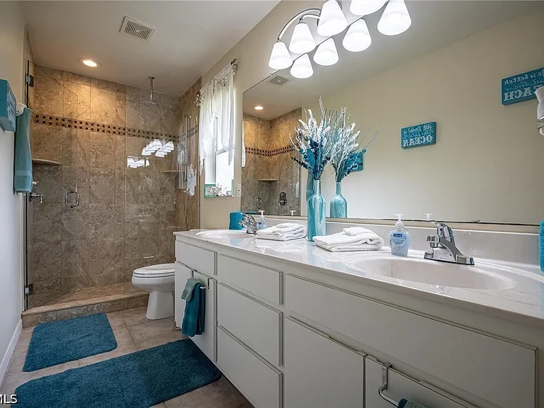 4123 SW 26th Pl — Photo 29