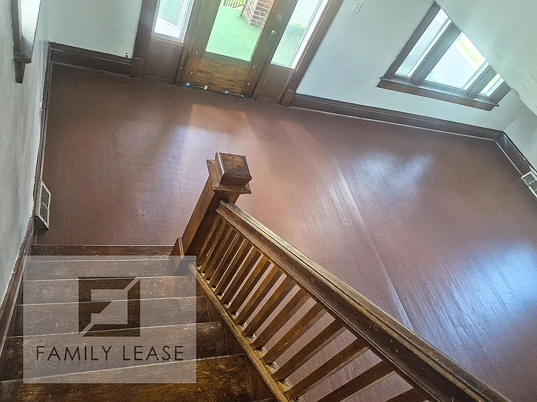 1701 Huron Ave — Photo 36