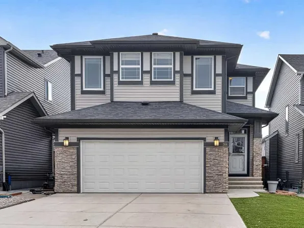 38 W Evansfield Ter NW, Calgary, AB T3P 0K6