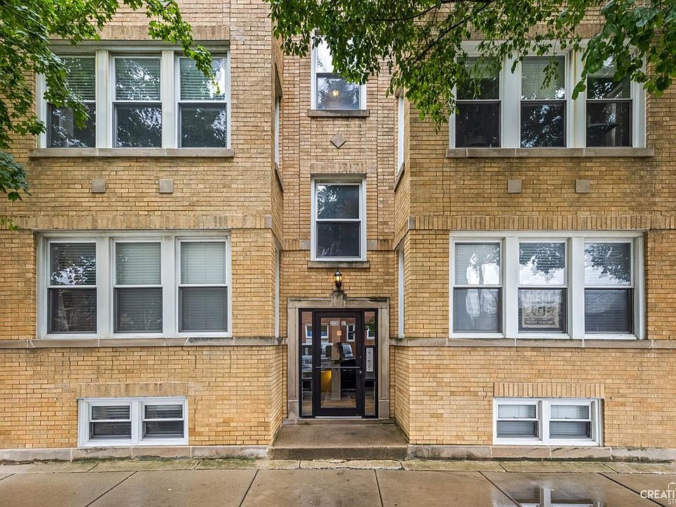 1st image of 3335 W Byron St APT G