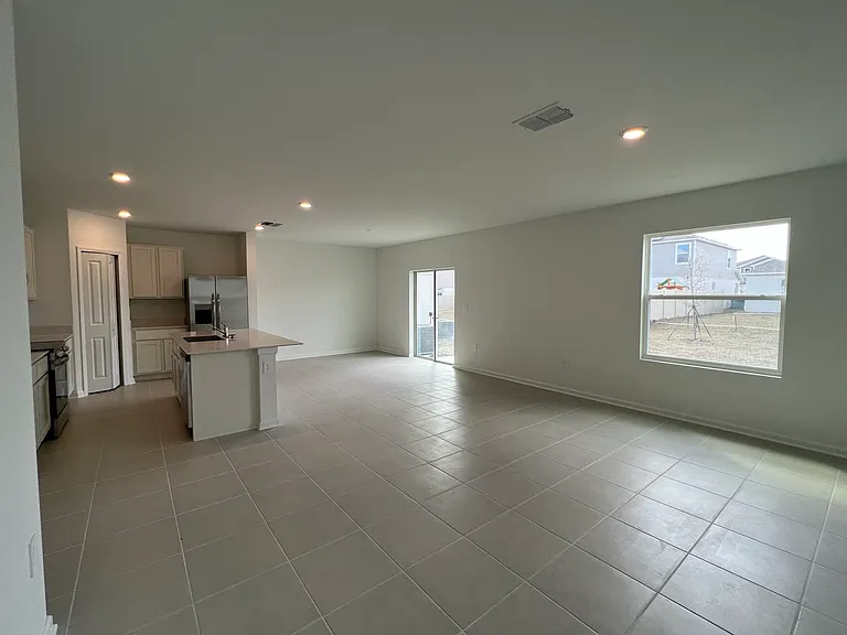 2170 Lasso Loop — Photo 34
