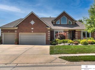 10102 S 173rd Cir, Omaha, NE 68136