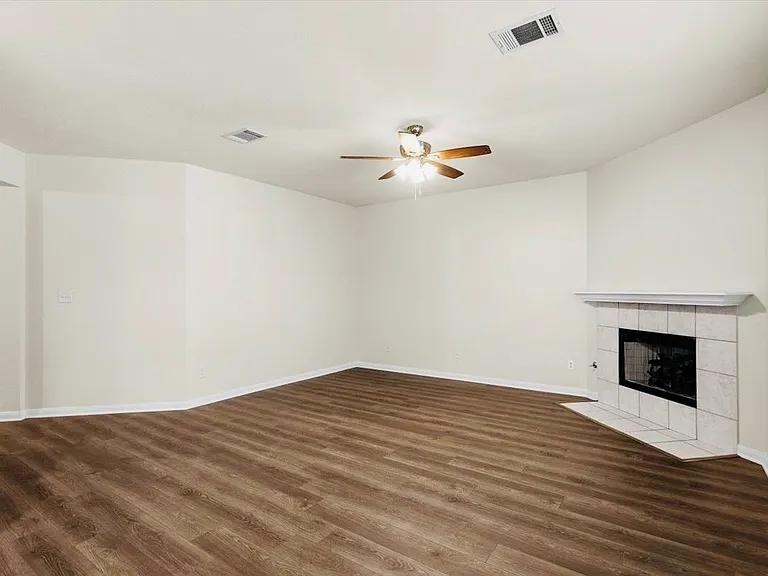 3112 Burks Ln — Photo 5