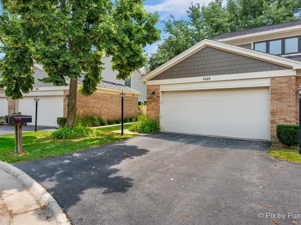 1520 Loatonia Ct, Libertyville, IL 60048