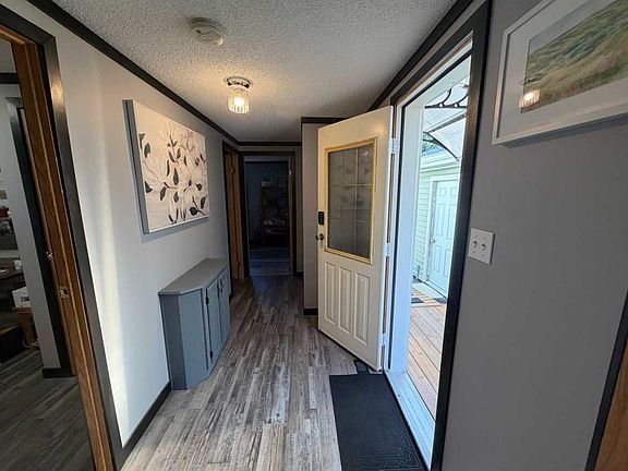 2nd image of 2923 31st Ave S