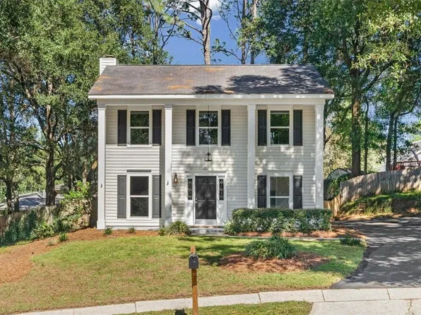 6804 Hillvale Ct, Mobile, AL 36695
