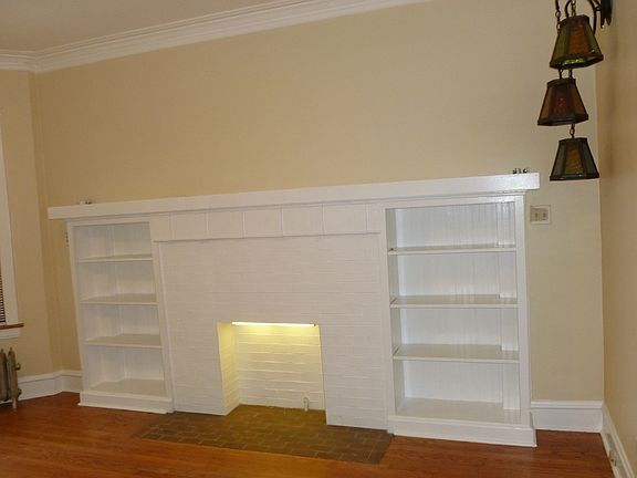 2nd image of 1215 W Elmdale Ave #1