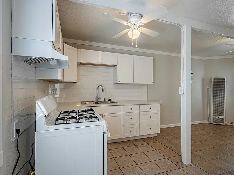 32958 Urban Ave — Photo 10