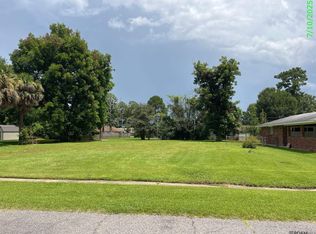 9467 Redwood Dr, Baton Rouge, LA 70814