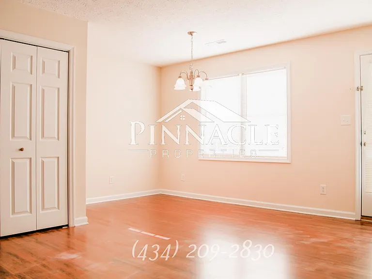 104 Colonnade St — Photo 6