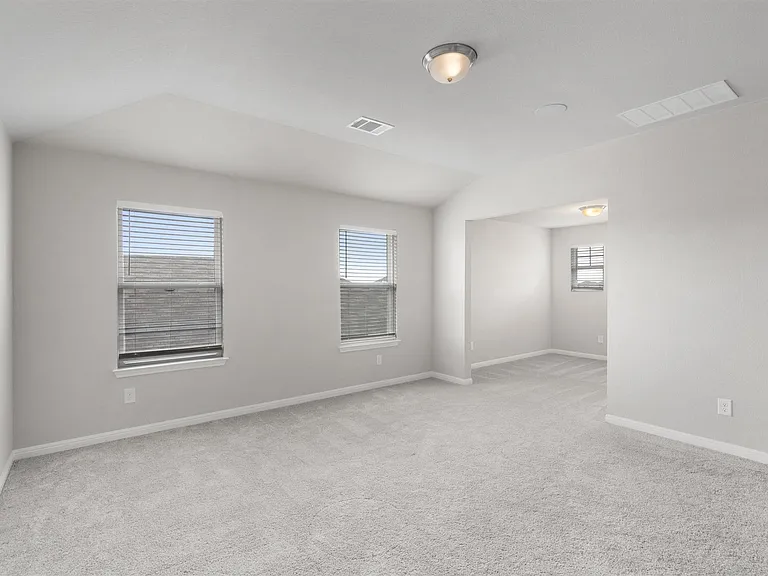 209 Golden Plains Pkwy — Photo 29