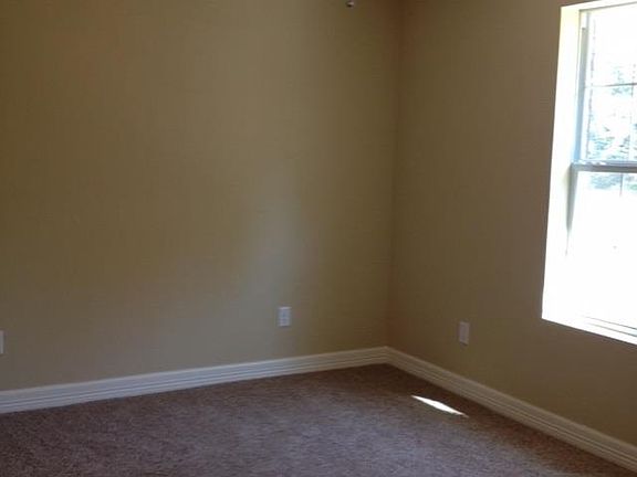5th image of 1125 Belmont Dr