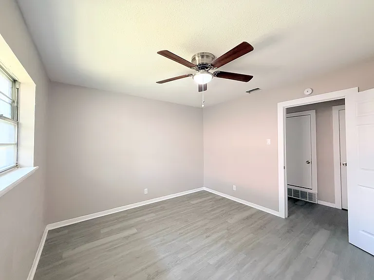 1228 Oak Dr — Photo 18