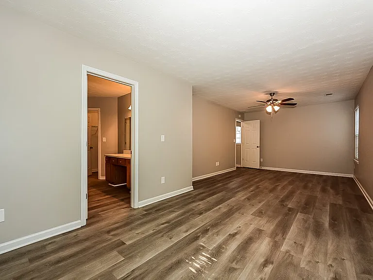 2530 Walter Way — Photo 11