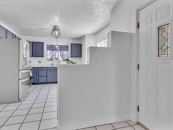 2nd image of 808 Honolulu Ave