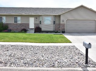 2666 N Lavender Dr, Idaho Falls, ID 83401