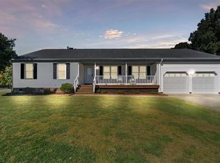 931 Saddleback Trail Rd, Chesapeake, VA 23322