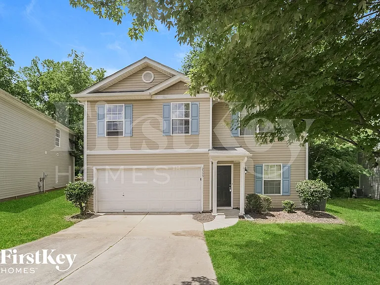 2553 Mulberry Pond Dr — Photo 1