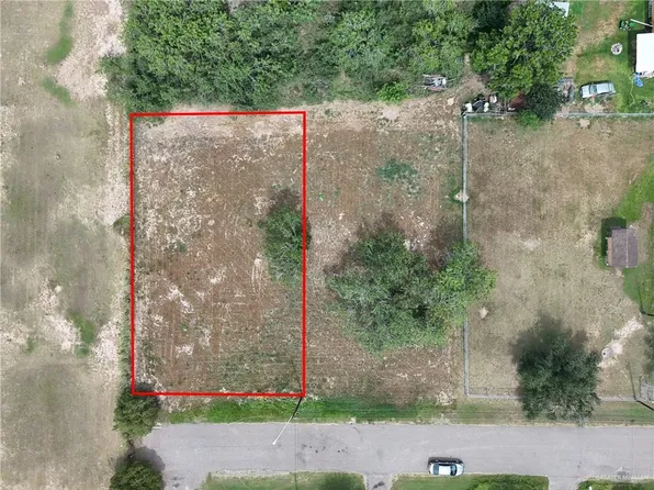 7318 N 1st St, Edinburg, TX 78542