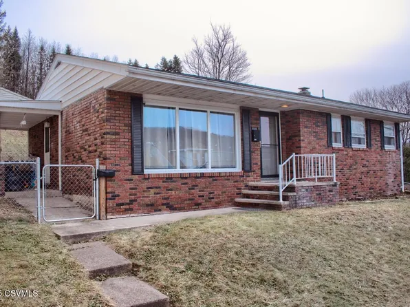 924 Hemlock St, Shamokin, PA 17872