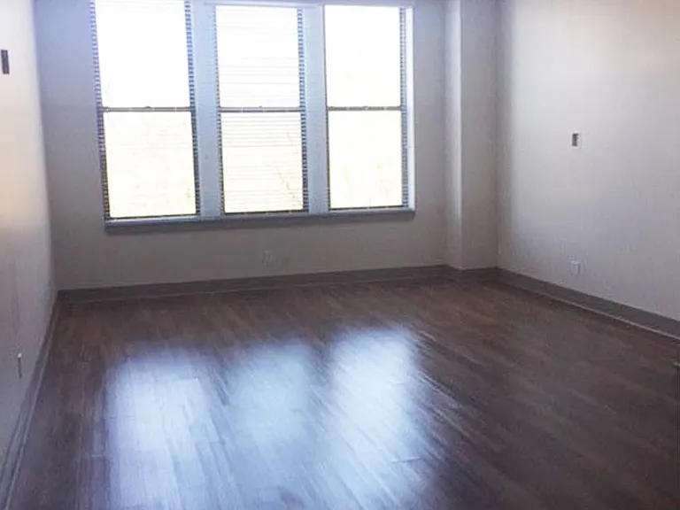 500 Lafayette Ave — Photo 16