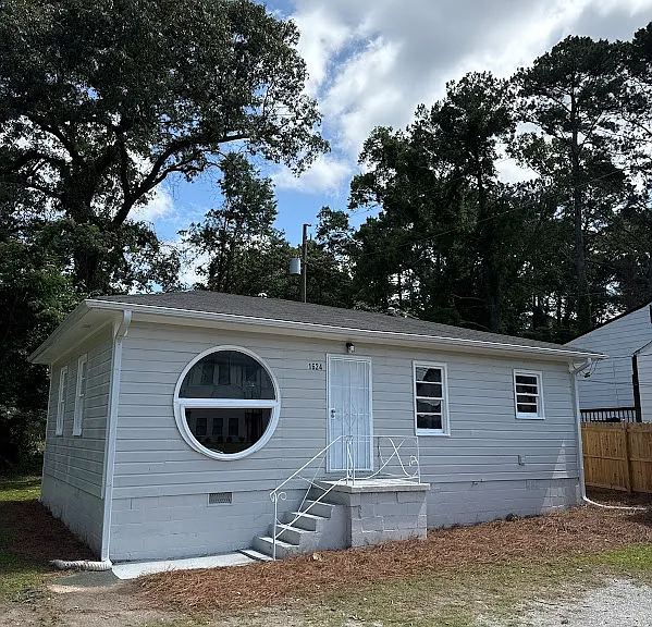 1624 Eastland Rd SE — Photo 9