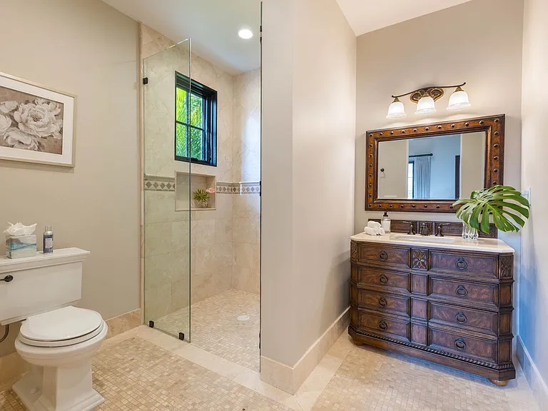 4520 Kahala Ave — Photo 31