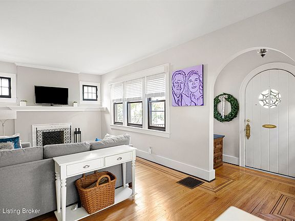 4th image of 604 Wallace Ave