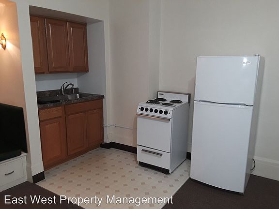 5th image of 18 N 2nd Ave E APT F
