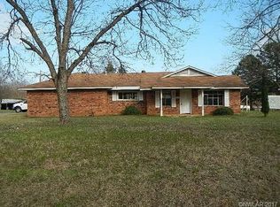 812 S Pecan St, Vivian, LA 71082