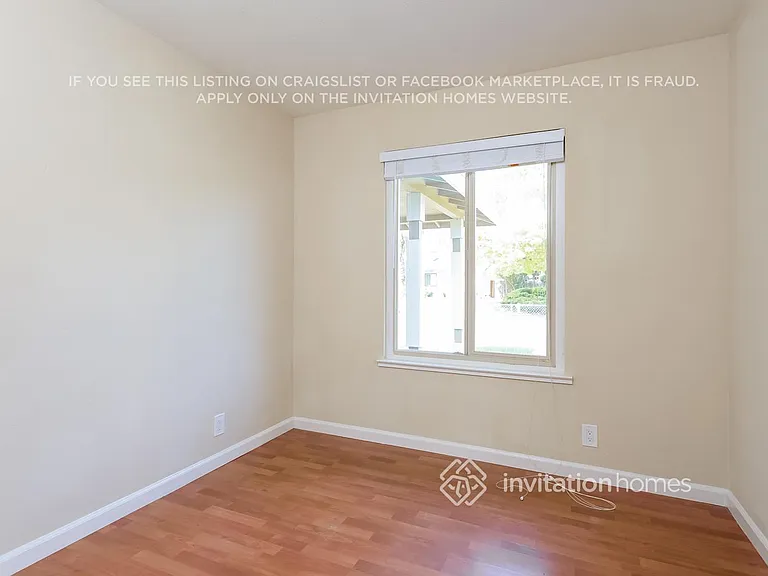 2823 Seville Cir — Photo 15