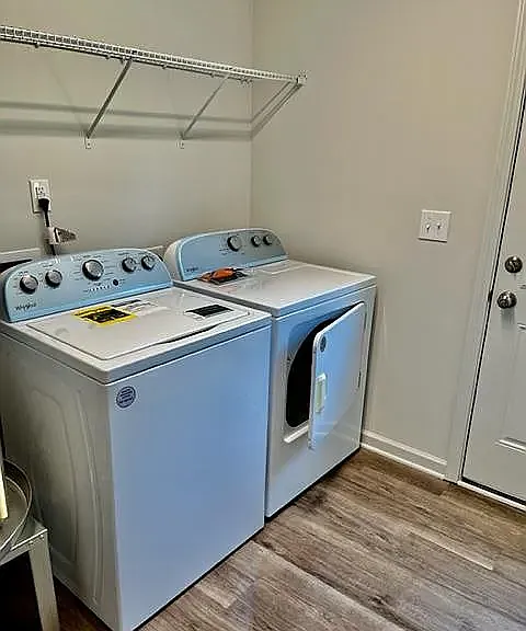 1637 Karmel Dr — Photo 8