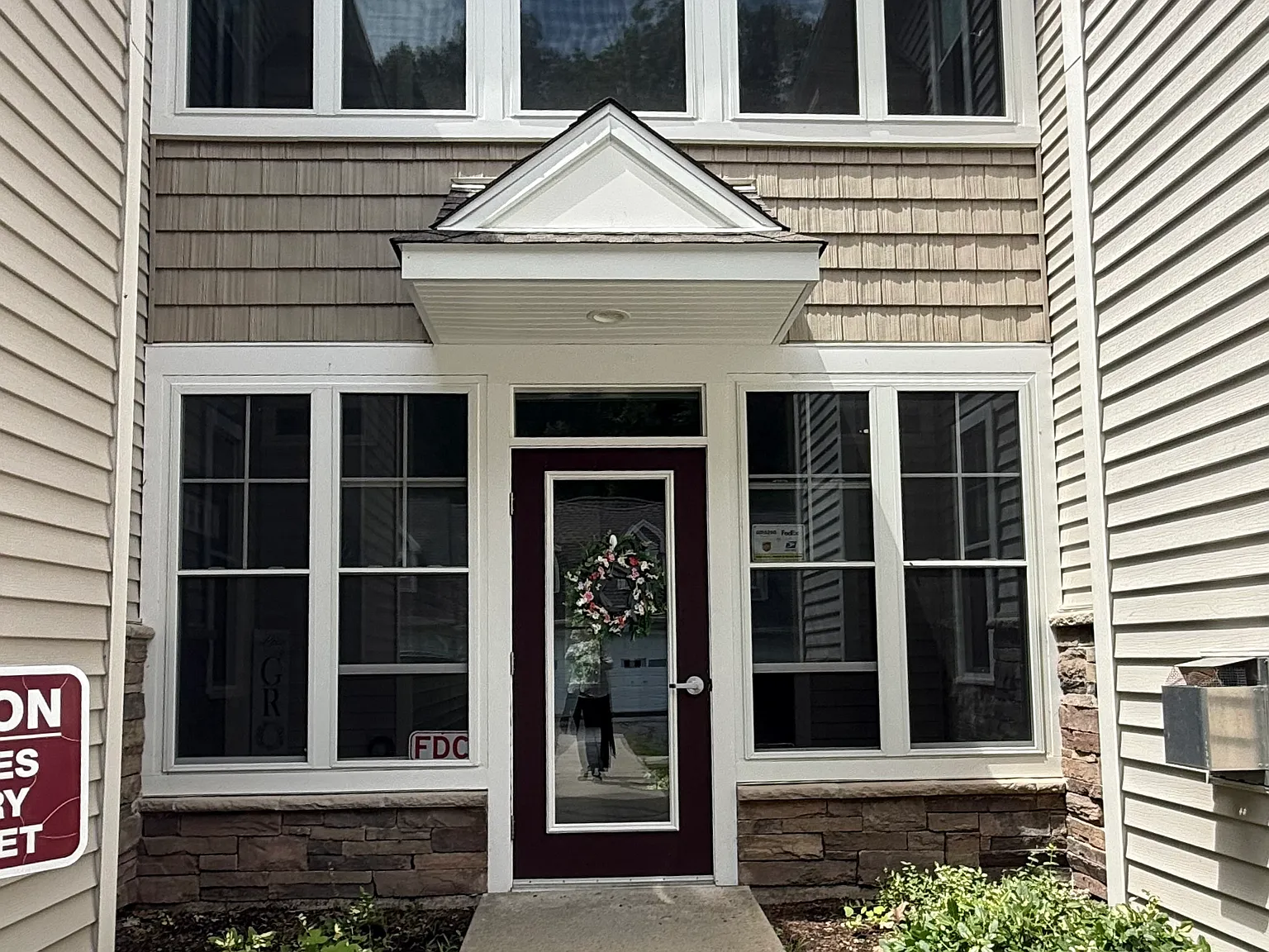2 bed, 1328 sqft, $2,990 — Photo 2