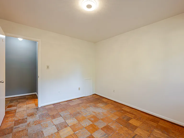 3433 Mount Pleasant St NW #302 — Photo 17