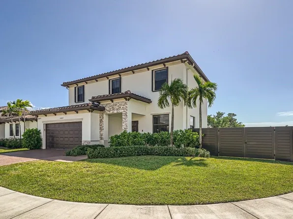 12824 SW 229th Ter, Miami, FL 33170
