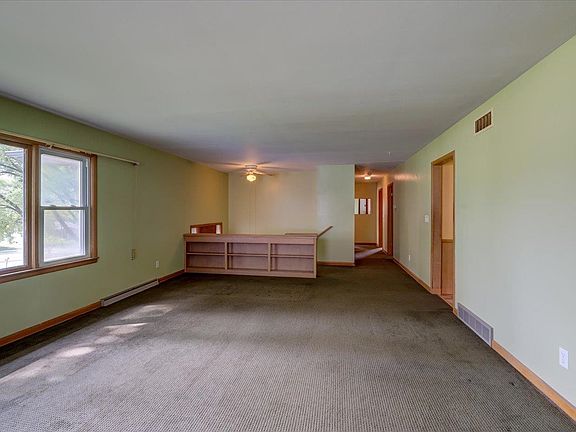 4th image of 1014 Northport Dr