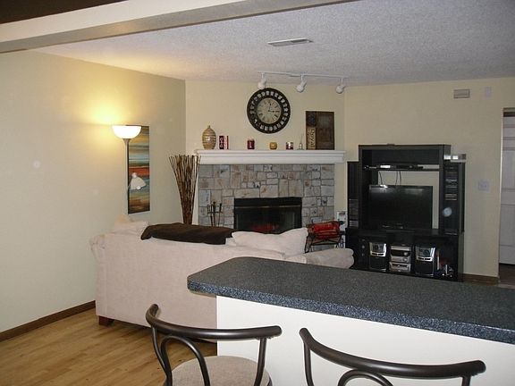 2nd image of 1355 NW Jefferson Ct