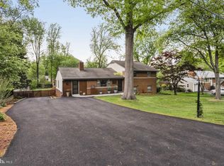 4732 Briggs Rd, Fairfax, VA 22030