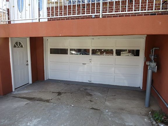 4th image of 1242 E 92nd St