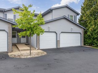 902 N Thompson Dr APT 2, Madison, WI 53704