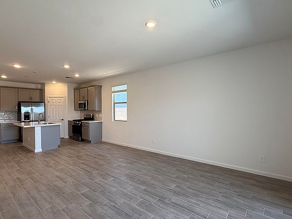 4th image of 47411 W KENNER Drive