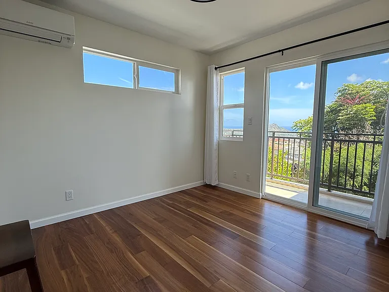 2226 Noah St #1 — Photo 12