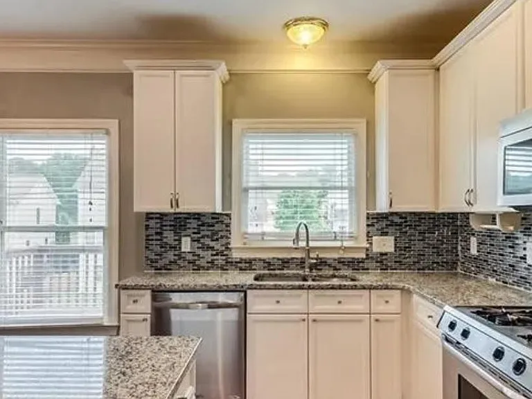 1906 Shiloh Valley Trl NW — Photo 3