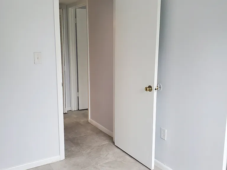 3546 Southpointe Dr — Photo 16