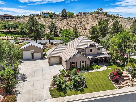 4th image of 2368 E Via Linda Cir