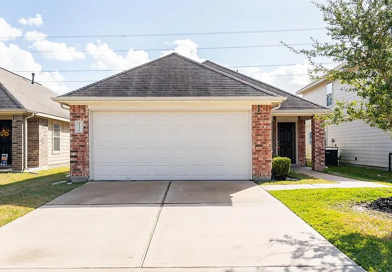 5731 Post Oak Manor Dr — Photo 1