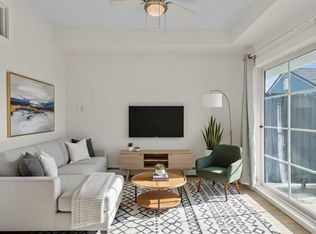 215 W Legacy Blvd SE #2205, Calgary, AB T2X 3Z5