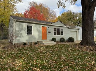7716 W 64th Ter, Overland Park, KS 66202