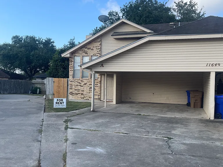 11649 Flatrock Crossing Cir #A — Photo 1
