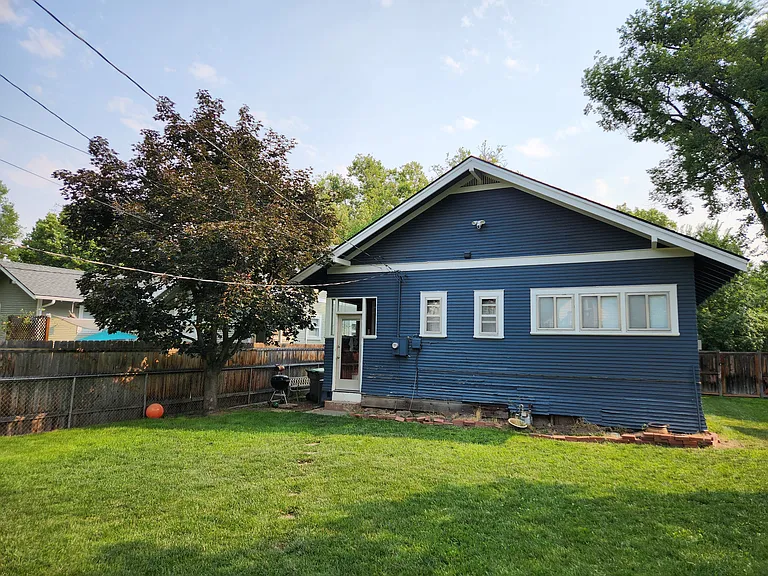 1315 W Hays St — Photo 3